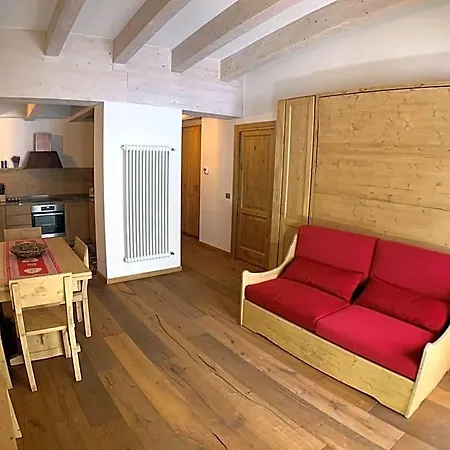Ilia House Hotel 3*