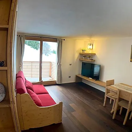 Ilia House 3*