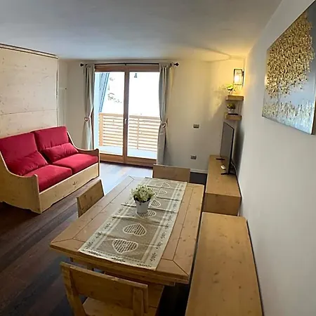 Hotel Ilia House