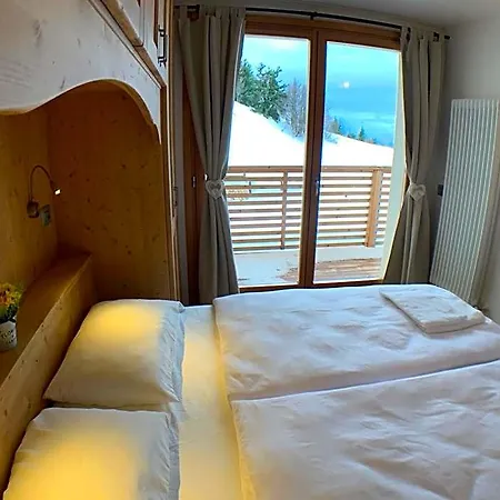 Ilia House 3*